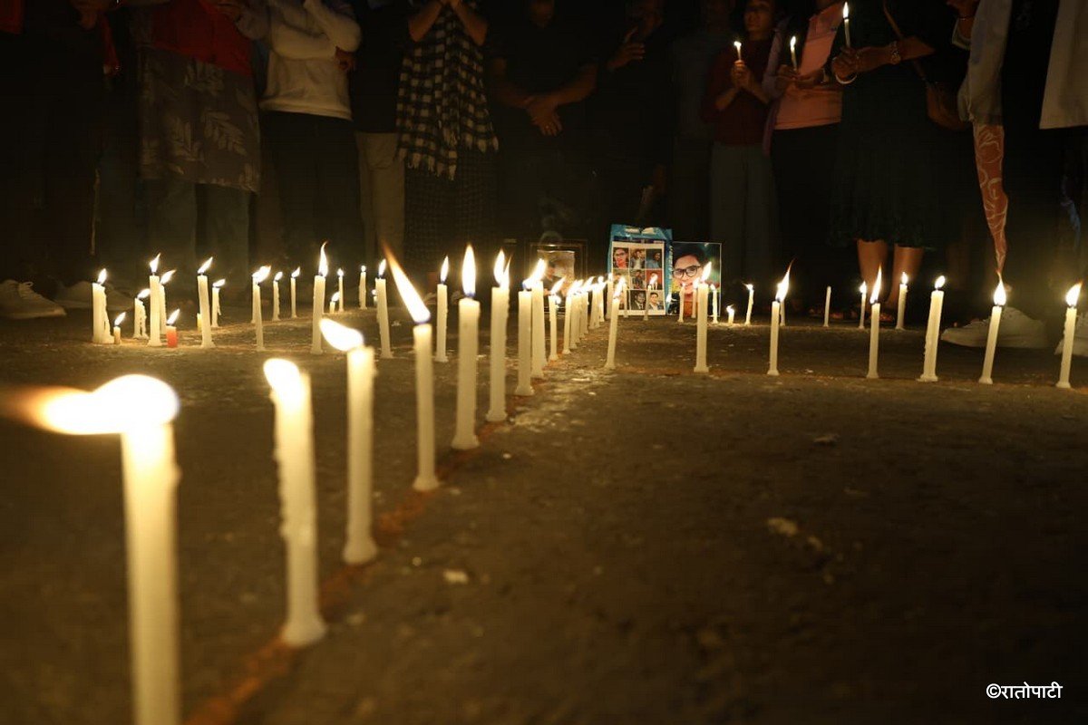 candle vigil genz (5)