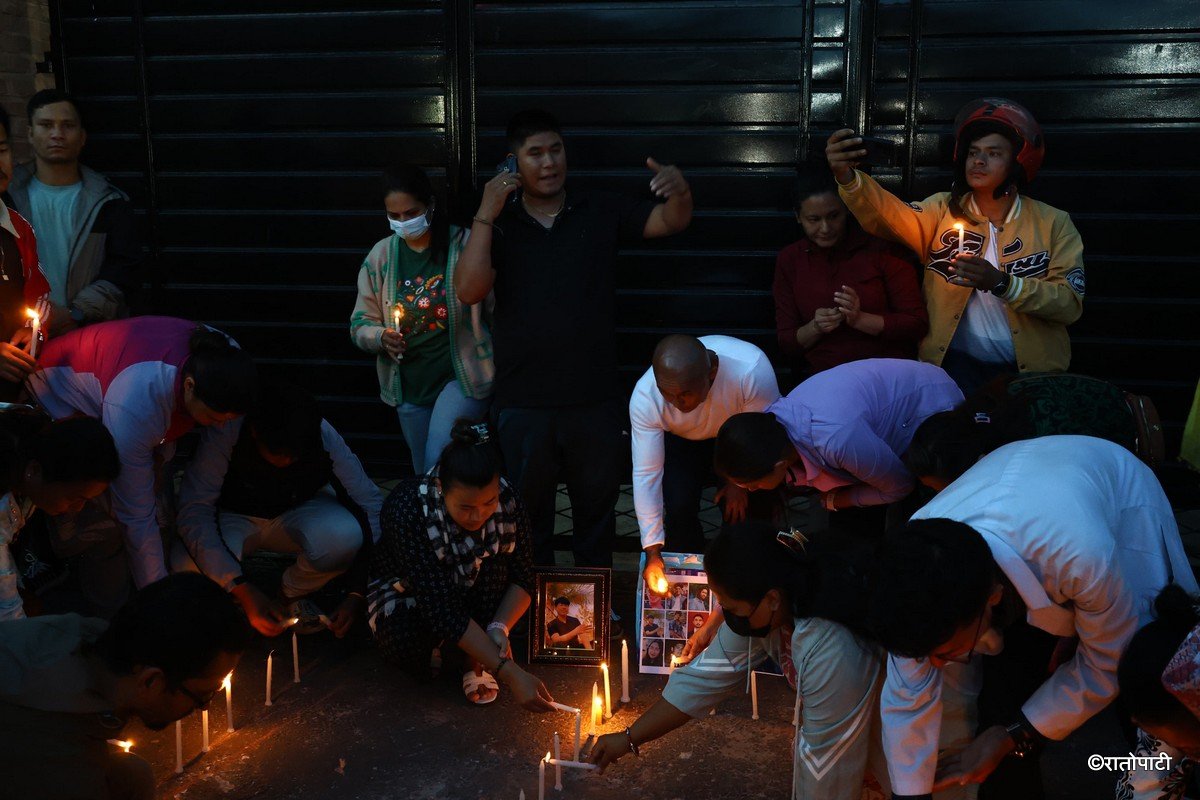candle vigil genz (8)
