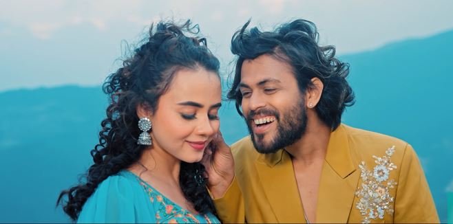 ‘छौ नि तिमी आहा’ मा समीपसँग मिसेलको रोमान्स