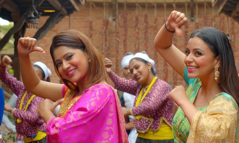 ‘रातो टिकी’मा राजेश, दीलिप, केकी र निताको अभिनय