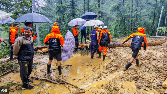   हिमाचल प्रदेशमा भारी वर्षाका कारण मर्नेको सङ्ख्या ४३ पुग्यो
