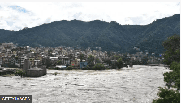   भारी वर्षाका कारण हिमाचल प्रदेशमा ३० जनाको मृत्यु, ३४ जना बेपत्ता