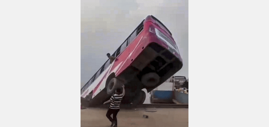 Bus Plunges into Padma River in Bangladesh, Killing 23 People
