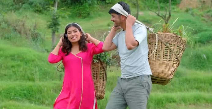  मनिष र दीपाको गीत ‘आयो दसैँ तिहार’ सार्वजनिक