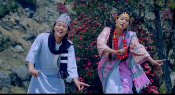 ‘आखुम आखुम’मा विमला र आशिषको अभिनय
