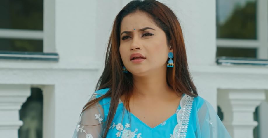 एलिनाले गाइन् मर्मस्पर्शी गीत ‘एउटा नाता टुटेपछि‍‍...’