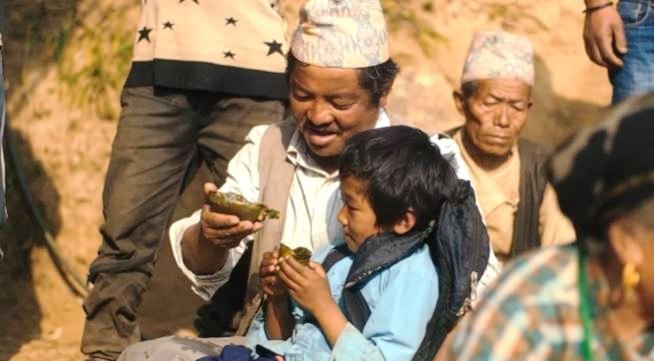 यस्तो छ ‘गाउँ आएको बाटो’को गीत ‘राई माइला’
