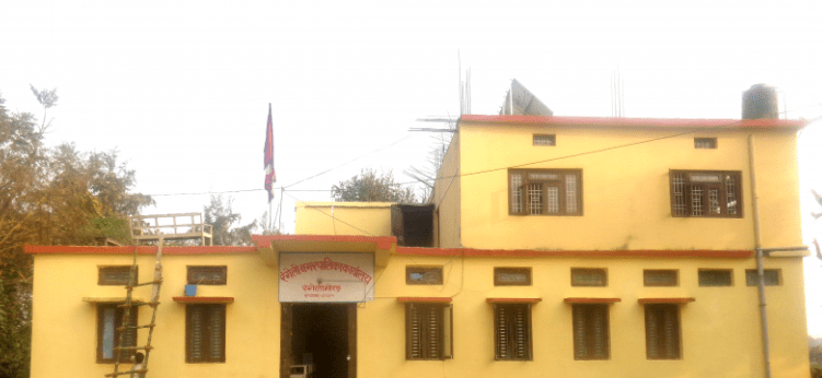 हुलाकी राजमार्गमा बिस्कुन सुकाउन पाउने !