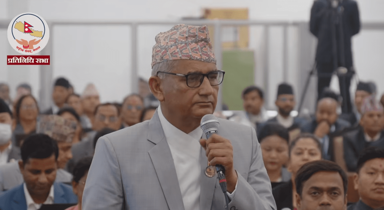   प्रतिनिधि सभाको पहिलो बैठक सुरु हुने बित्तिकै आपत्ति