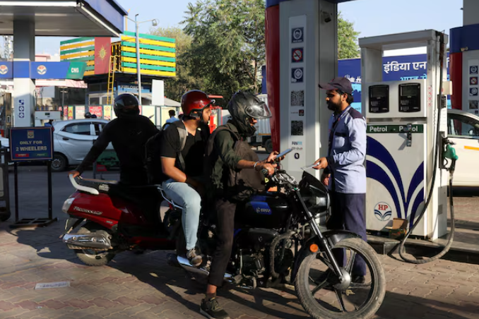India Resumes Iranian Crude Oil Imports After Seven-Year Hiatus