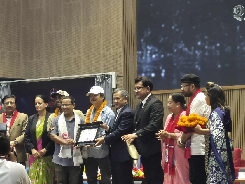   अहिलेसम्मकै सर्वाधिक आम्दानी गर्ने २५ नेपाली फिल्मको सूची सार्वजनिक