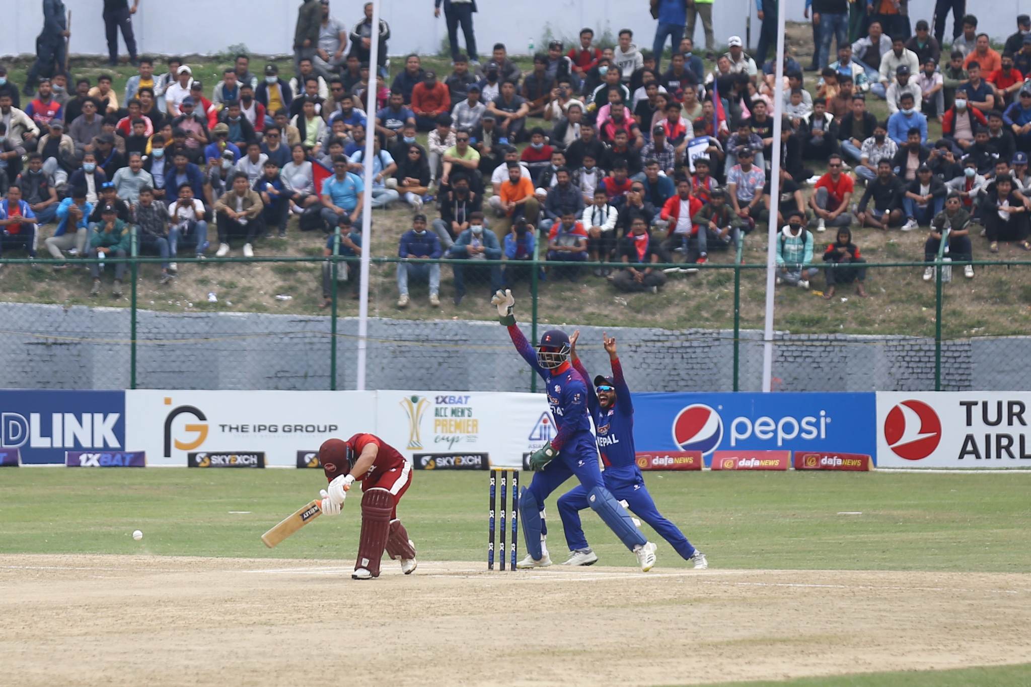 सन्दीपलाई तेस्रो विकेट, कतारको आठौँ विकेट गुम्यो