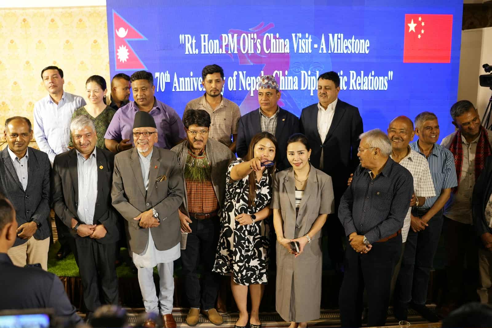   'चीन र भारत मिलेपछि विश्व शक्ति एसियामा केन्द्रित'