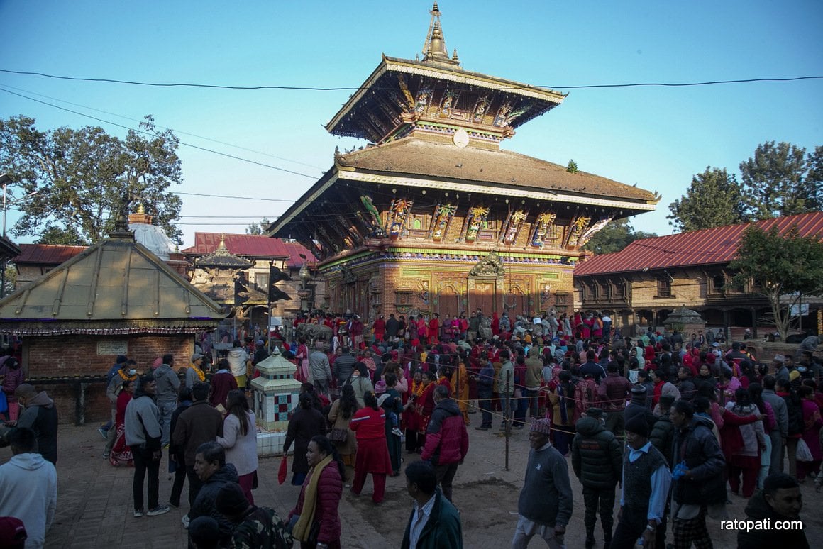 चाँगुनारायण मन्दिरमा एकैदिन ५० हजारभन्दा बढी भक्तजन