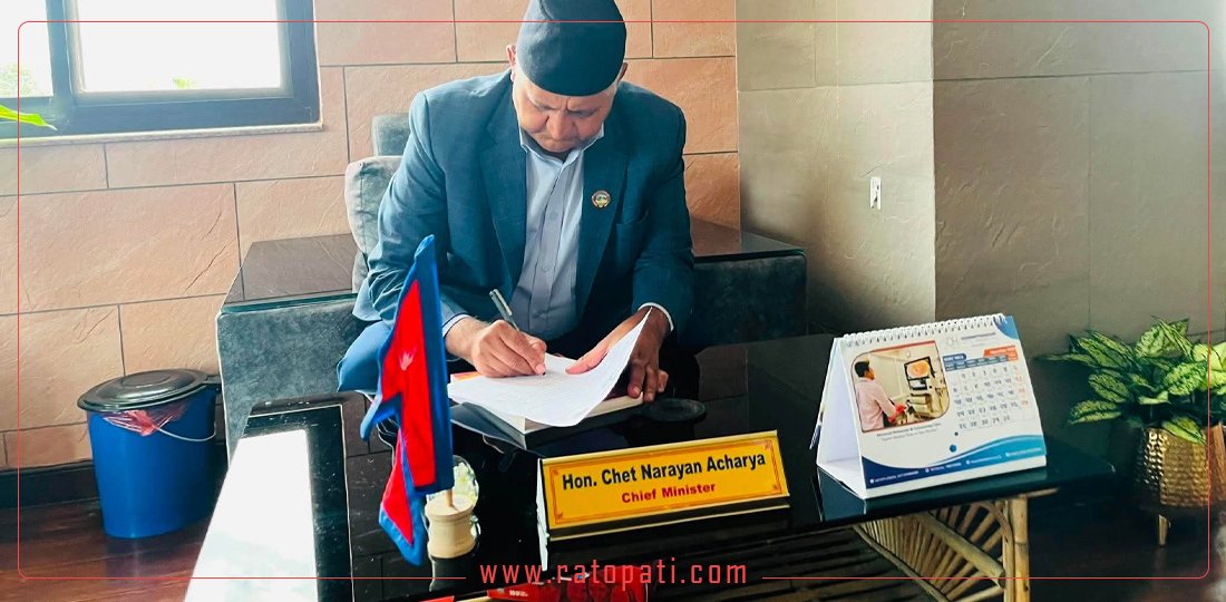 सरकारबाट कांग्रेस बाहिरिएपछि मुख्यमन्त्री आचार्यले सम्हाले पाँच मन्त्रालय