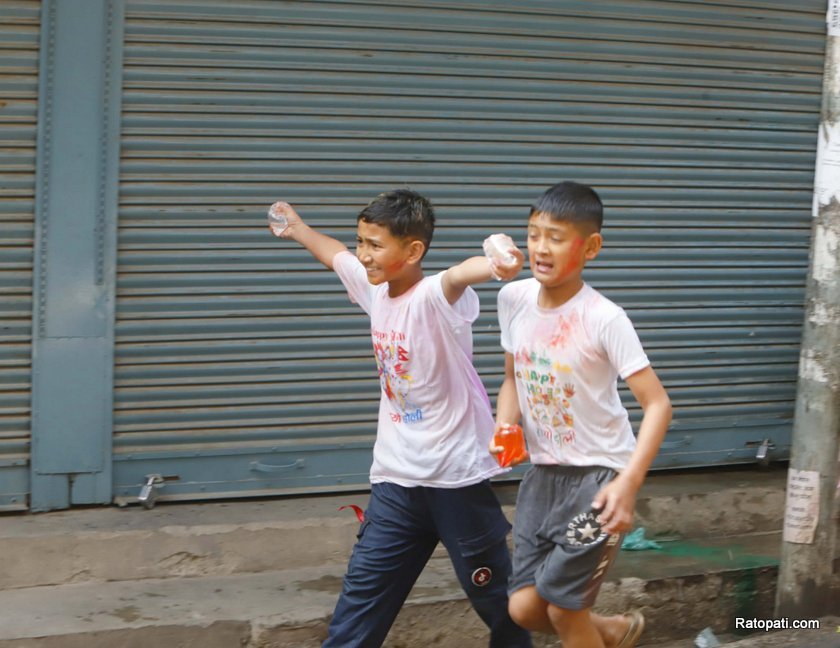 child-holi-ktm (7)