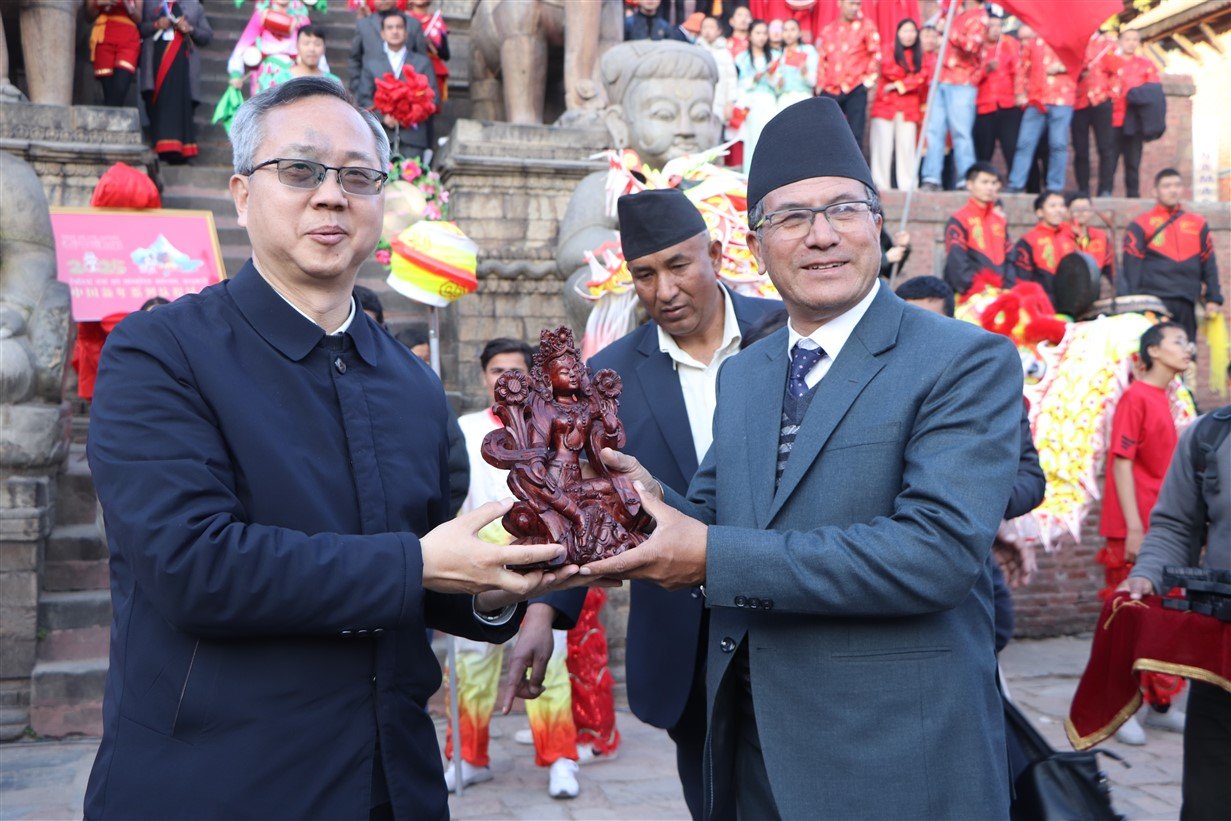 chinese rajdud lai kathko murti pardhan gardai mayar