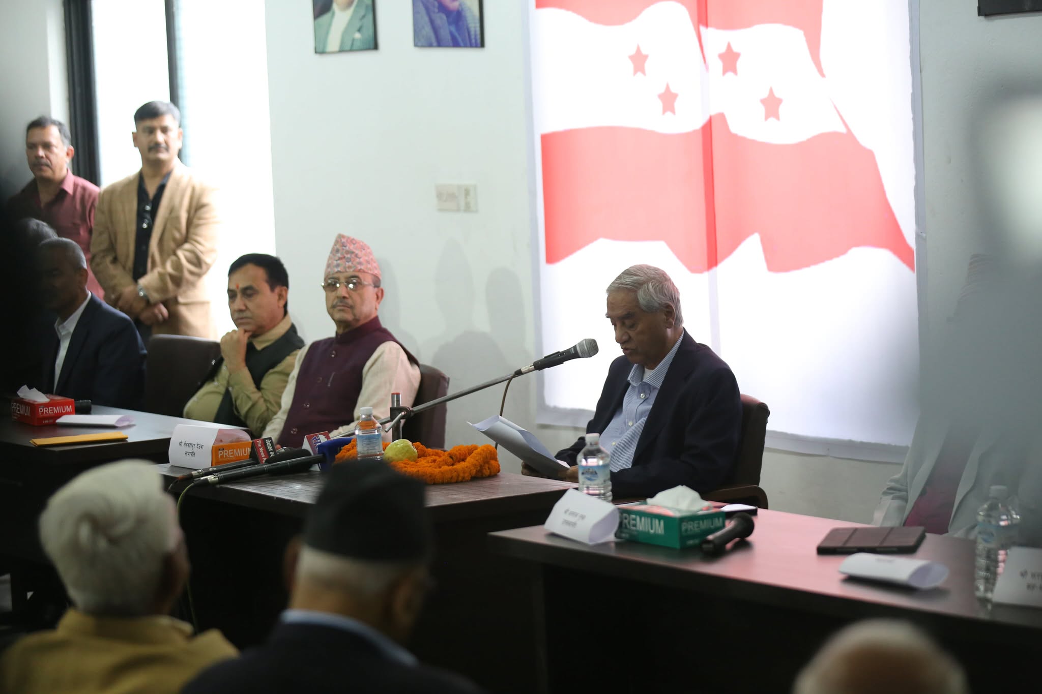  कांग्रेस केन्द्रीय समिति बैठक बिहीबारसम्म स्थगित