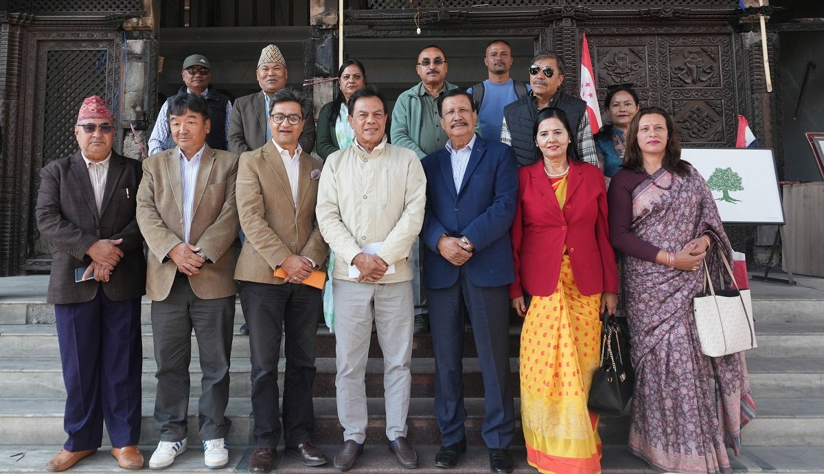   महाधिवेशनबारे ध्यानाकर्षण पत्र बुझाएका कांग्रेस संस्थापन पक्षका २४ केन्द्रीय सदस्य छलफलमा
