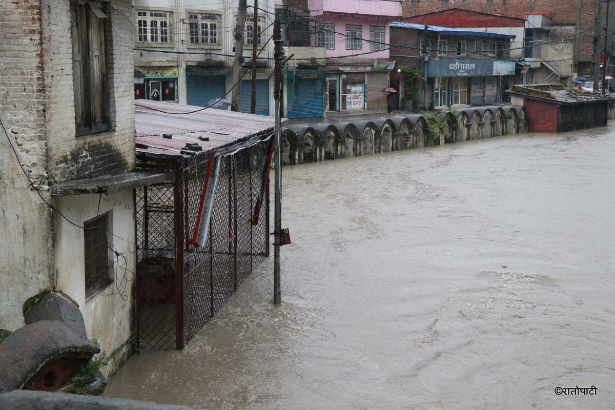 corridor flood (2)