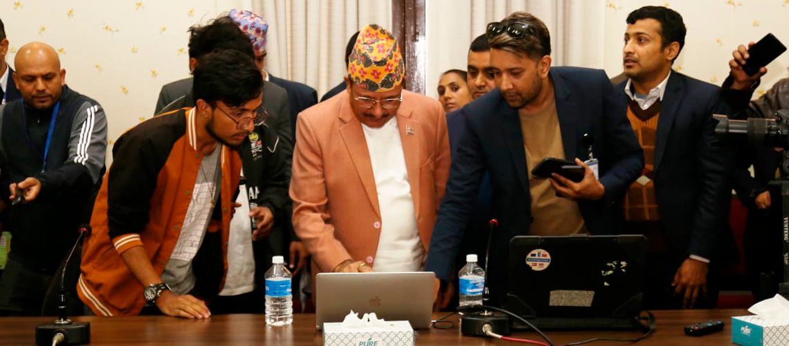   राष्ट्रिय परिचयपत्रका आधारमा  मतदाता सूचीमा नाम दर्ता गर्न पाइने (तस्बिरहरु)