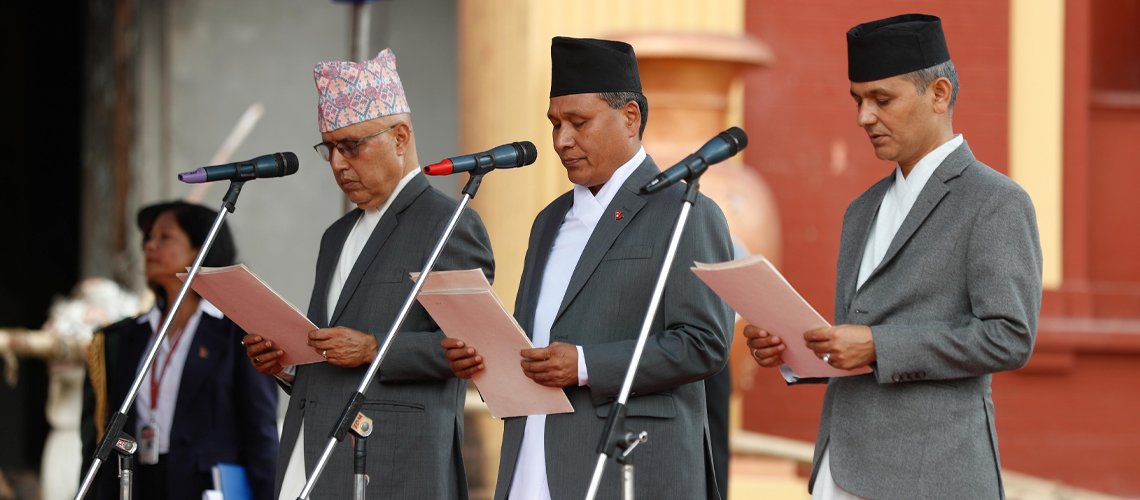   नवनियुक्त तीन मन्त्रीहरूको शपथ, तस्बिरमा हेर्नुहोस्
