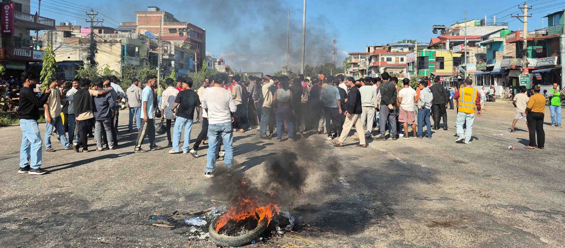 यस्तो छ सिमरा विमानस्थल बाहिरको अवस्था (तस्बिरहरू)