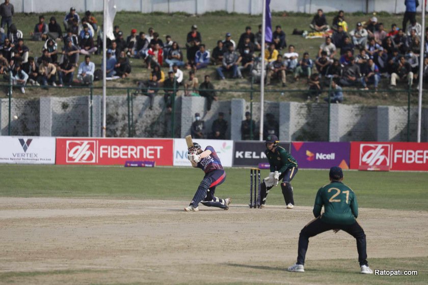 टी–२० क्रिकेट : तस्बिरमा  हेर्नुहोस् आयरल्याण्ड र नेपालबिचको खेल