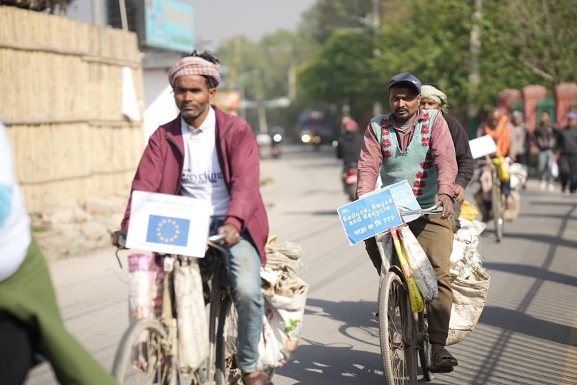   सफाइकर्मीको सम्मानमा साइकल र्‍याली