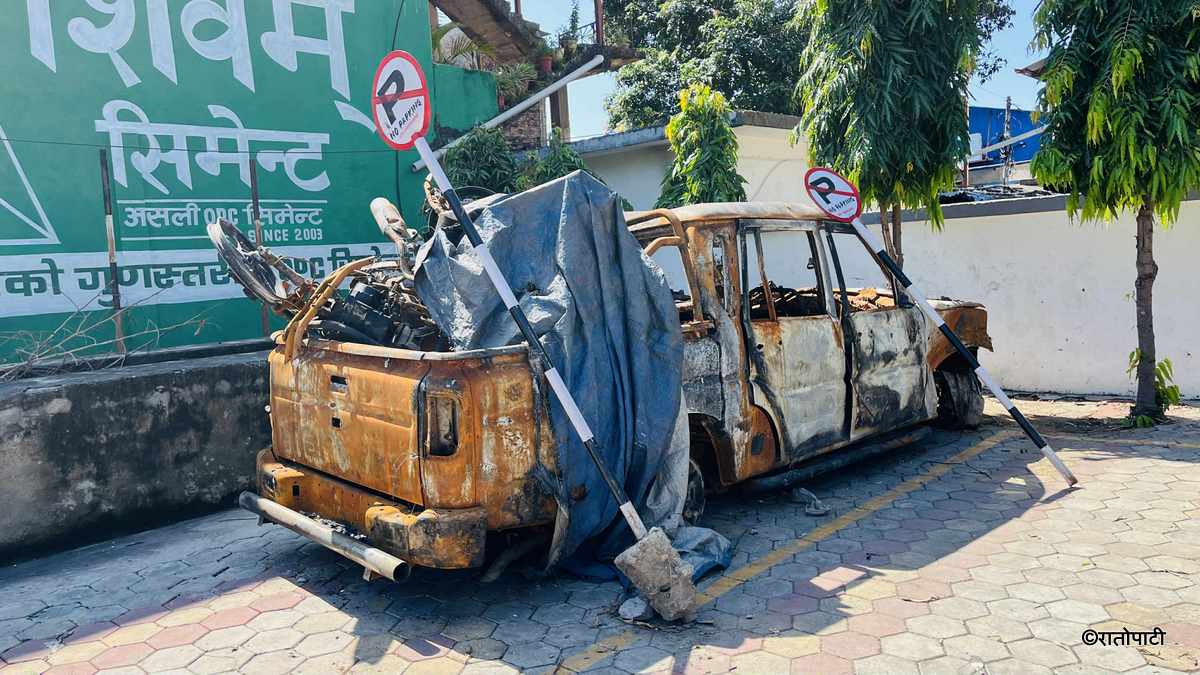 damaged vehicle  (7)