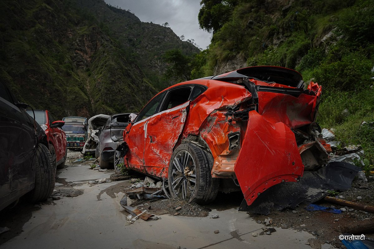 Damaged_Vehicle_Rasuwa  (12)