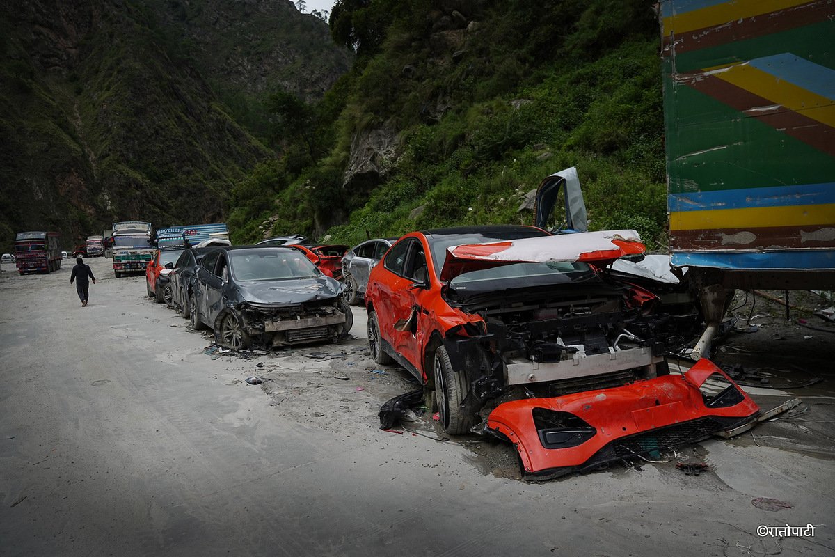 Damaged_Vehicle_Rasuwa  (13)