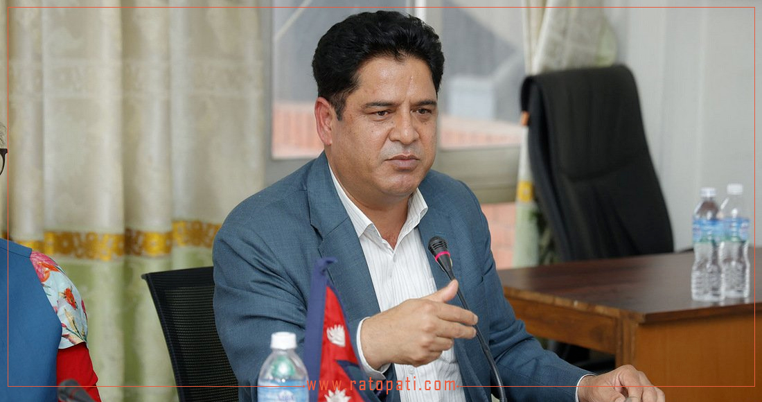   मन्त्री भण्डारीको सवा वर्ष : कामसँगै आलोचना र कार्यशैलीमा प्रश्न