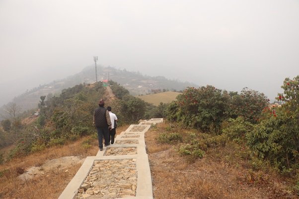 पर्यटकका रोजाइमा पर्दै भोजपुरको डाग्बुङ पदमार्ग