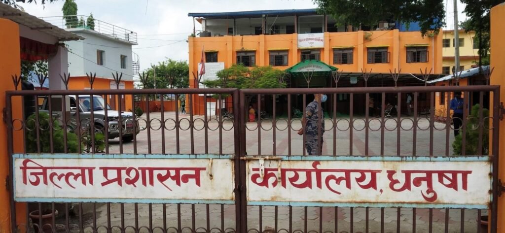 सरकारी अनुदानका खानेपानी स्रोतबाट चर्को शुल्क नलिन प्रशासनको चेतावनी