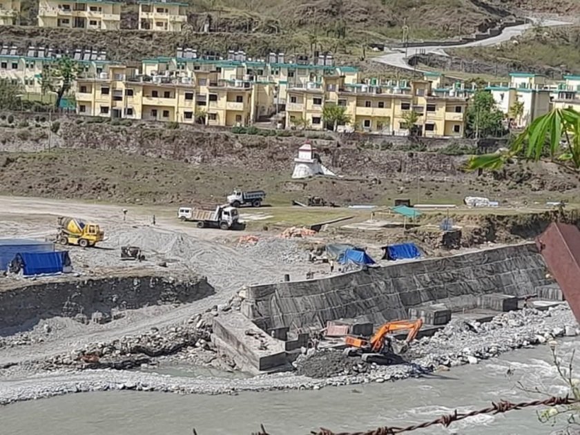 भारतकाे तटबन्ध निर्माण रोक्न प्रजिअलाई ज्ञापनपत्र, अविलम्ब कूटनीतिक पहल गर्न माग