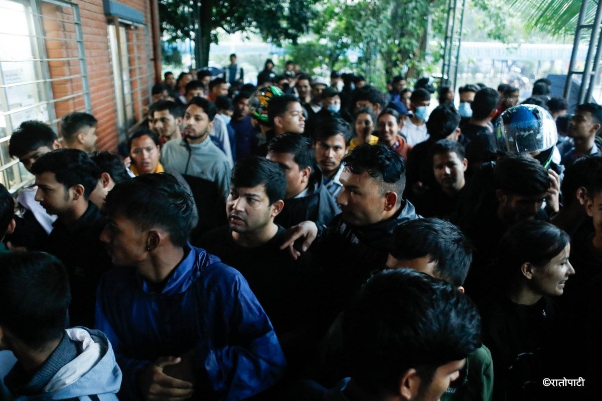 dashain ticket line (2)