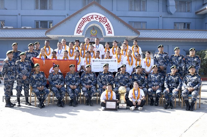 महिला लिग विजेता नेपाल एपीएफ महिला फुटबल खेलाडीहरूलाई सम्मान