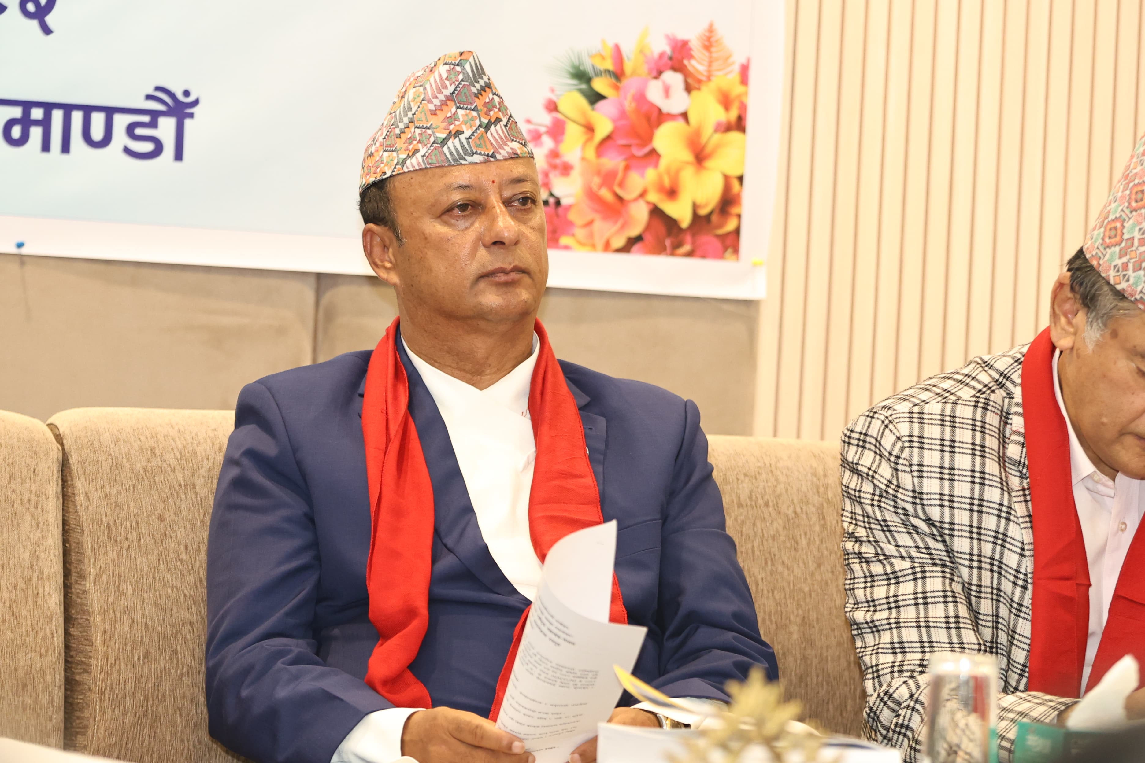   राम्रोसँग चल्न नसकेका विद्युत् उपभोक्ता संस्थालाई प्राधिकरणको जिम्मा लगाउनुस्: ऊर्जामन्त्री खड्का