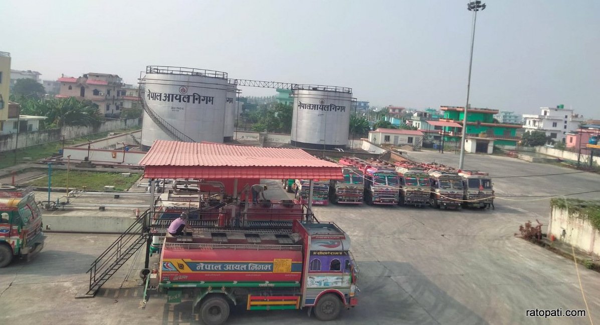 धनगढीको डिपो गोदावरीमा सार्ने विषय रद्द, अन्त सार्ने कुरा कता हरायो ?