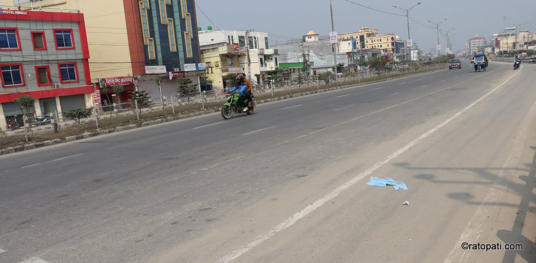   भोट हाल्न गाउँ फर्किए, सुनसान बन्यो धनगढी (तस्बिरहरू)