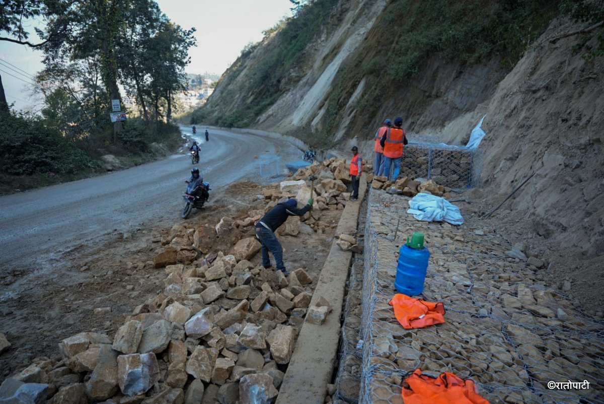 Dhulikhel-Khawa road (4)