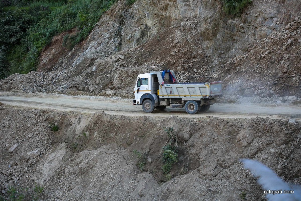 Dhulikhel_Khawa road (4)