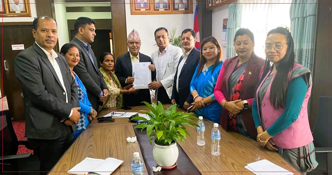 अर्थमन्त्रीलाई स्थानीय सरकारको ११ बुँदे ध्यानाकर्षण