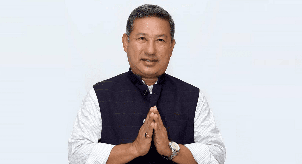   अब कांग्रेस सभापतिमा डा. शेखर कोइराला, प्रधानमन्त्रीमा गगन थापा : लिम्बू