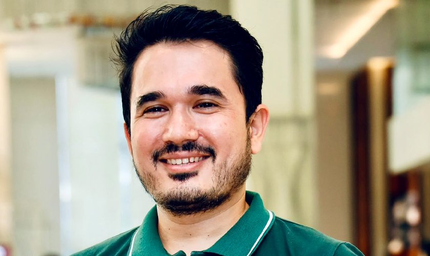 गाउँको ‘सापटी’ चलनलाई प्रविधिमा ढालेर भारतमा तहल्का मच्चाउने दिपेश