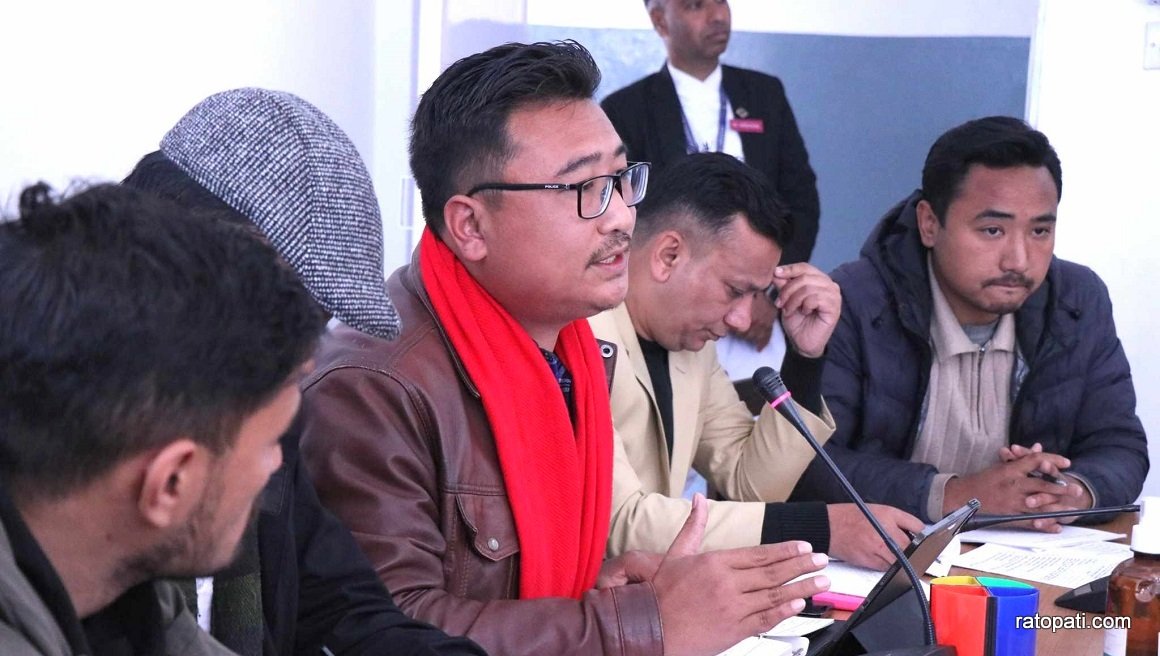 करार र अस्थायी शिक्षकसँग सरकारले गरेको सम्झौता नेविसंघले नमान्ने, खुला प्रतिस्पर्धाबाट नियुक्ति गर्नुपर्ने माग