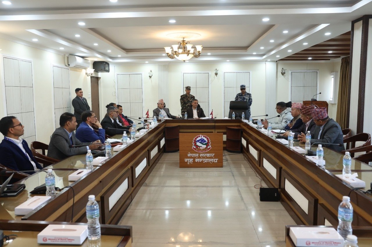   दुर्गा प्रसाईं समूहलाई सरकारले भन्यो– राजनीतिक प्रकृतिका माग पूरा गर्न दल दर्ता गरेर निर्वाचनमा होमिनुस्
