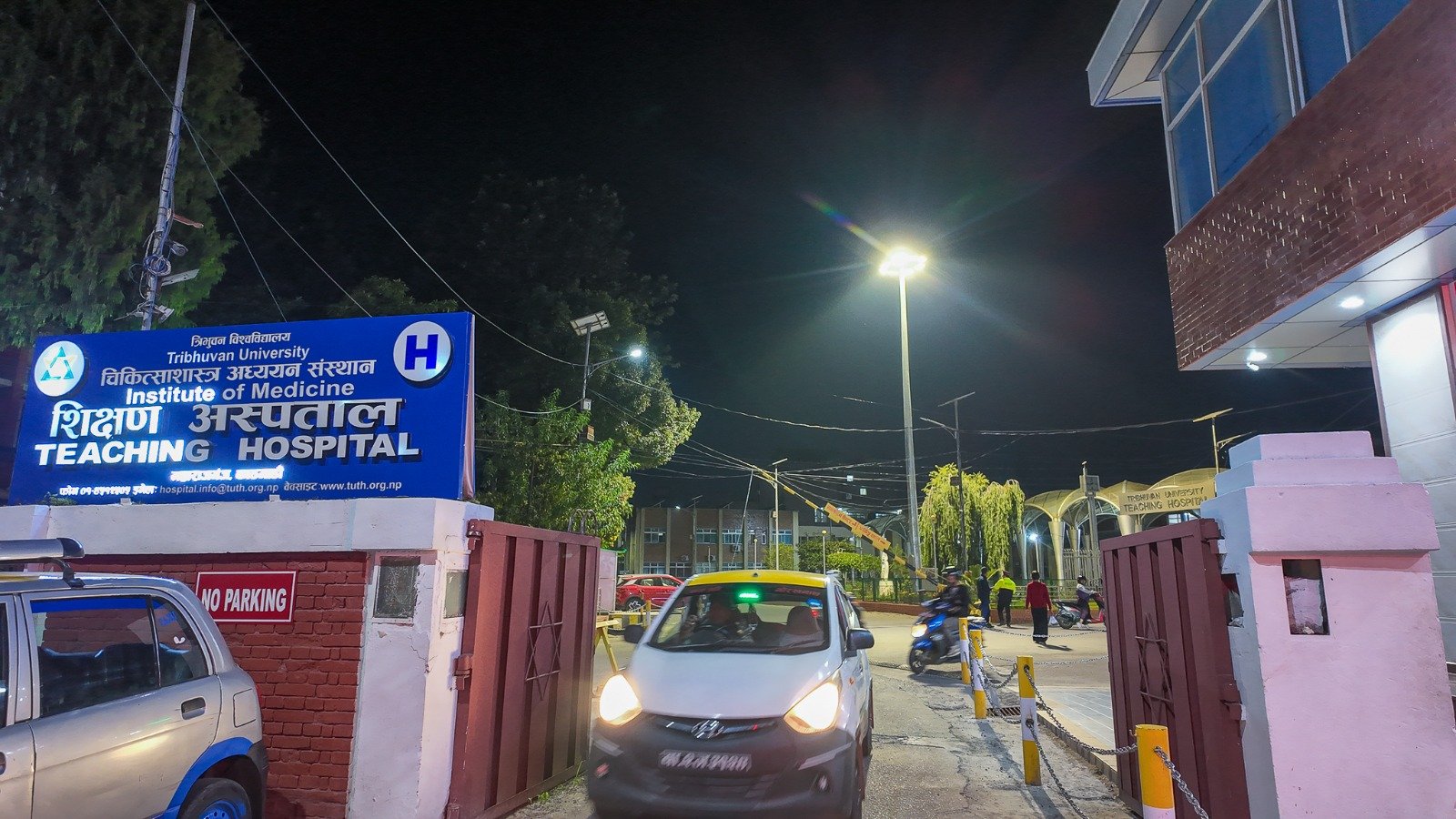   काठमाडौँ महानगरमा ६२ चोकमा हाइमास्ट लाइट जडान अन्तिम चरणमा