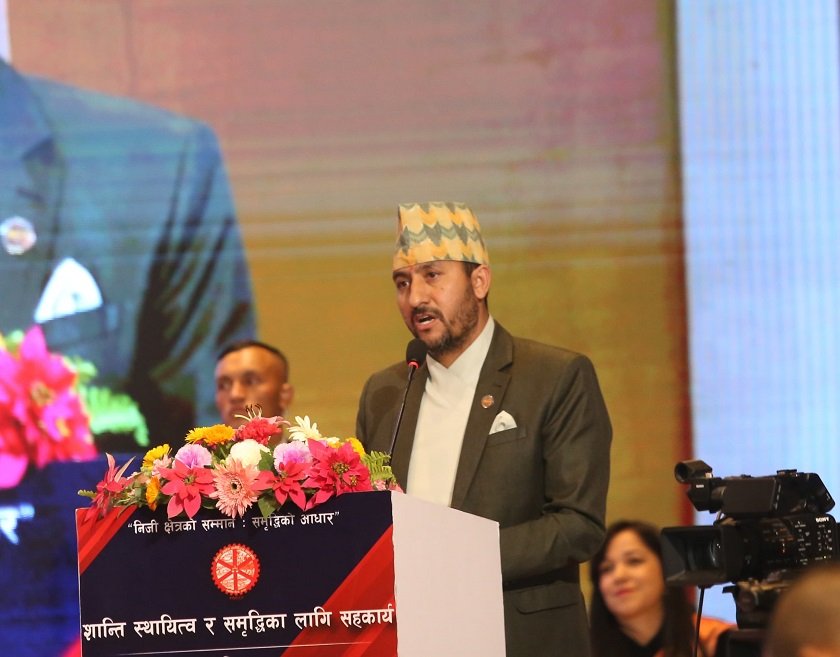 निजी क्षेत्रलाई उपेक्षा गरेर समाजवाद उन्मुख राज्य व्यवस्था सम्भव छैन : मन्त्री खरेल